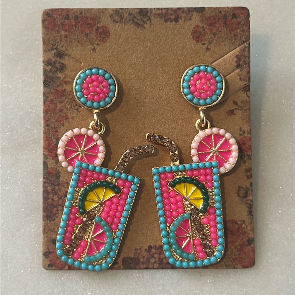 Vacation Vibes Earrings New